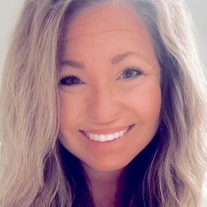 Meet your Posher, Jillian